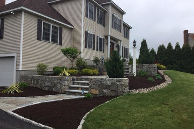 Entryway - traditional entryway idea in Boston