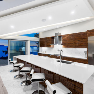 4580 Marine Drive