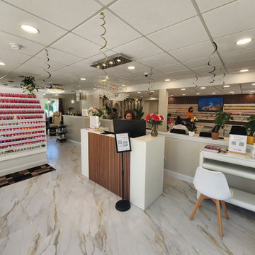 Colorful Nails Salon