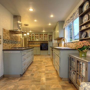 Remodeled Rambler - Lakewood, WA - Chef and Gardeners Dream!