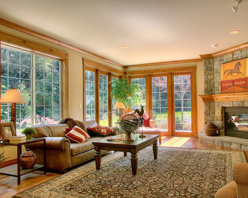 Rustikale Wohnzimmer mit Eckkamin Ideen, Design & Bilder | Houzz