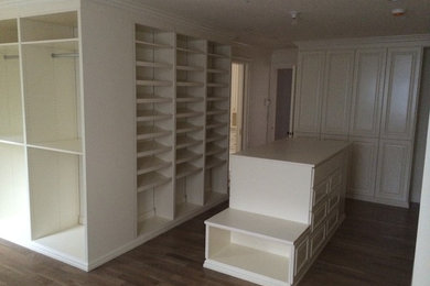 Closet - traditional closet idea in New York