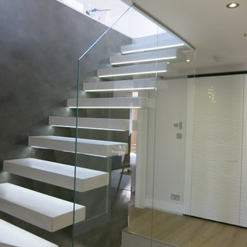 Tailor-made Hanging Beton Cire Stairs and Feature Wall
