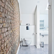 Downstairs Loo/bathroom