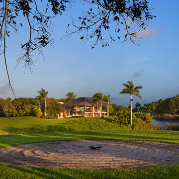 Contemporary Peninsula Property