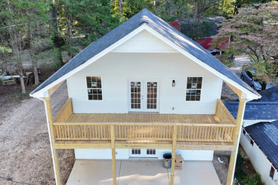 Example of a transitional home design design in Charlotte