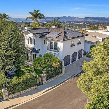 Fantastic Sherman Oaks Home With Solar Panels