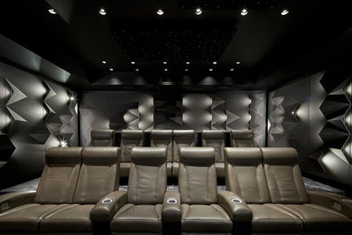 Home theater - home theater idea in New York