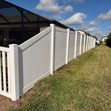 Vinyl Privacy Fence Installation – Delray Beach, Florida