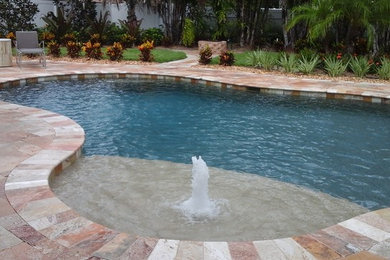 Pool - tropical pool idea in Miami
