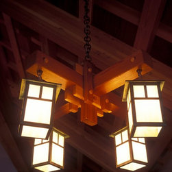 Craftsman Lodge - Chandeliers