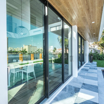 Paterson Project Management - Contemporary Home