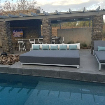 Modern Desert Oasis