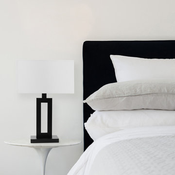 D'Alessio 20" Table Lamp, Matte Black, White Linen Shade, On/Off Socket Rotary S