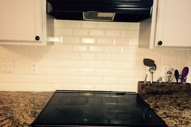 Elegant kitchen photo in Austin