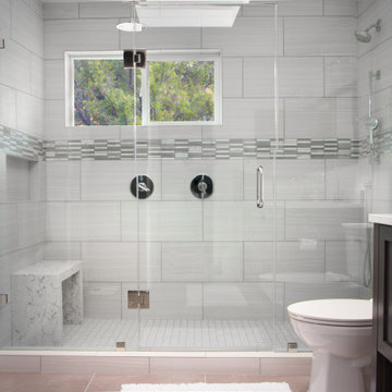 Mercedes Bathroom
