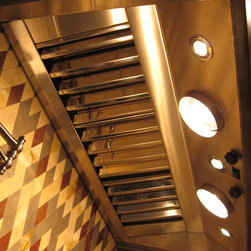 Sanders, Calabasas, CA - Range Hoods And Vents