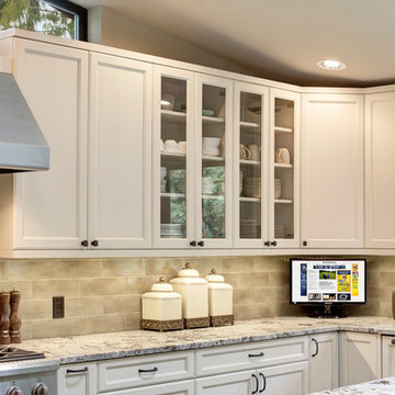 Chef's Island Arena Kitchen Remodel Bellevue, WA
