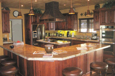 Inspiration for a kitchen remodel in Phoenix