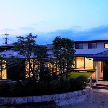 HOUSE / M #1