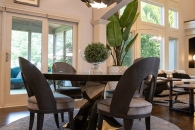 Example of a dining room design in Columbus