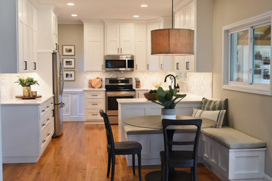 Example of a transitional l-shaped kitchen design