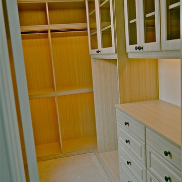 Master Closet_Gallery 2