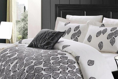 Example of a bedroom design in Toronto