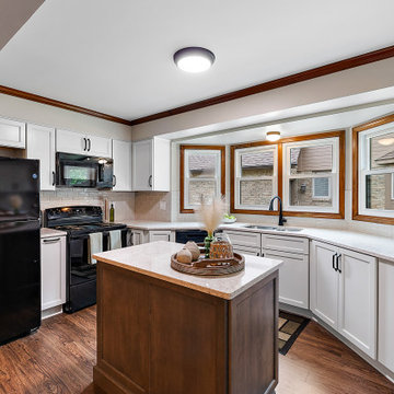 Showplace Framed Concord Kitchen in Heron Plume & Maple Dusk