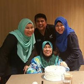 Azyuni Dewi's photo