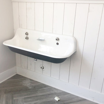 Modern Farm House Vintage Laundry Sink