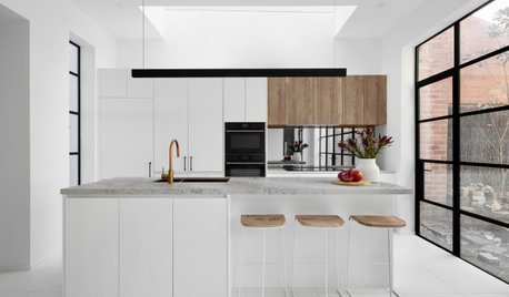 Room of the Week: A Modern-Heritage Kitchen in Black and White