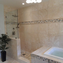 2nd upstairs bath