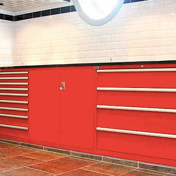 Steve D'Gerolamo's Garage and Showroom