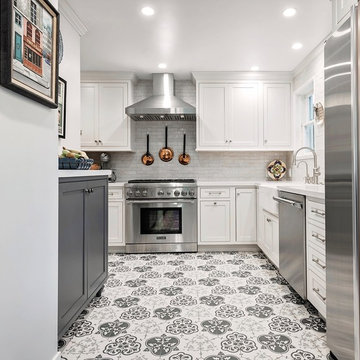 Shoreham Drive Kitchen / West Hollywood, CA
