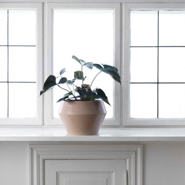 Rimm vases & flowerpots