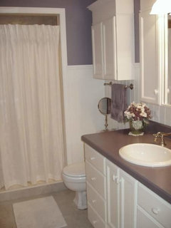 Very small full bathroom - beadboard wainscoting or shiplap? Very small full bathroom - beadboard wainscoting or shiplap?