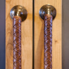 Pulls/hardware