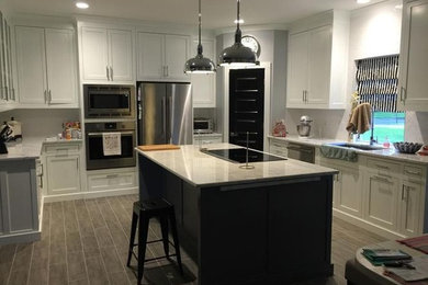 Inspiration for a contemporary kitchen remodel in New Orleans