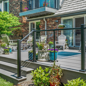 Deer Park Composite Deck with TimberTech® Reserve Driftwood & Westbury Bella Cav
