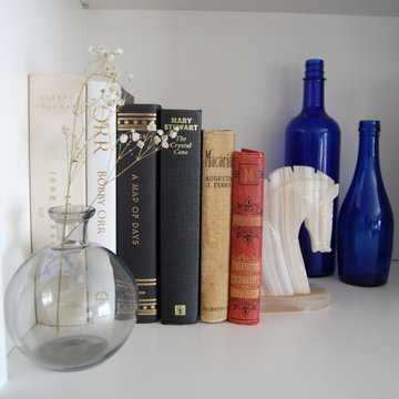 Bookshelf Detail