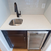 Beverage Center And Faucets/sink