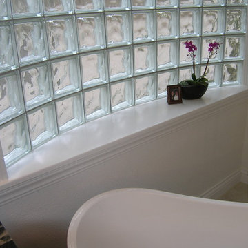 Villat Family Master Bath Tub Window