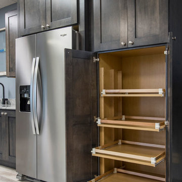 Simple Bath & Simple Kitchen Show Room Storage Options