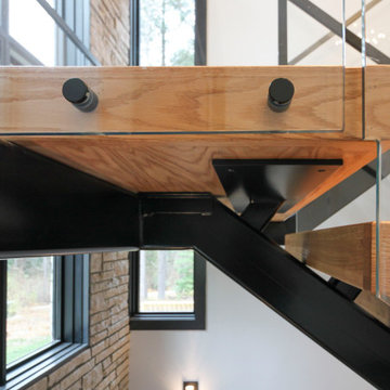 Project #98 | Modern Mono-beam Staircase with Glass Railing