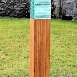 GCD Collection | Eco Natural Grande LED Bollard - Path Lights