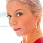 Julia Nelson's photo