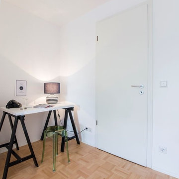 Wohnung für den Verkauf inszeniert - Nische wird als Arbeitsplatz inszeniert