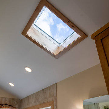 Woodwork master bathroom