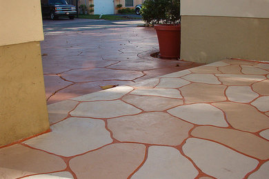 Inspiration for a timeless patio remodel in Miami